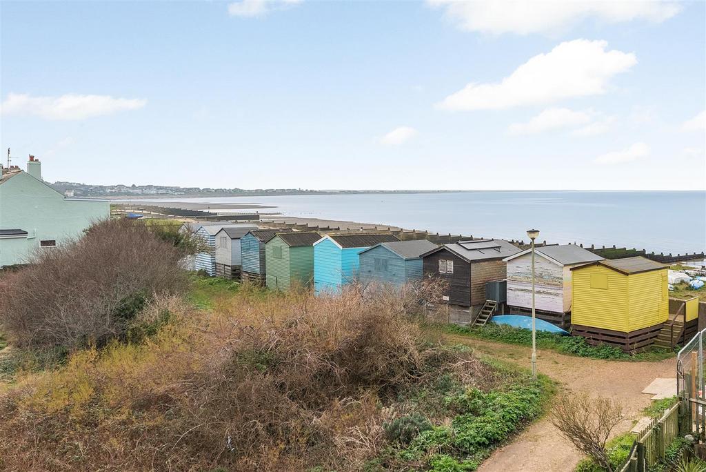 Island Wall, Whistable