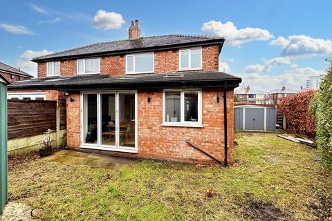 3 bedroom semi-detached house for sale, Sunningdale Drive, Prestwich, M25