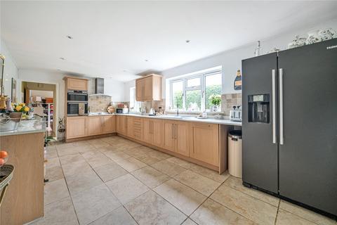 17 Churchfields, Kingsley, Bordon, GU35 9PJ