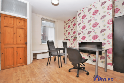 2 bedroom terraced house for sale, Bower Street, Widnes, WA8