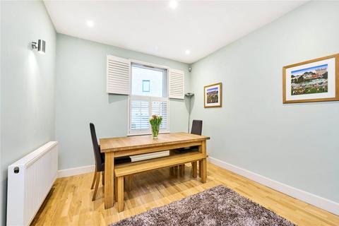 4 bedroom terraced house for sale, Queenstown Road, London, SW8