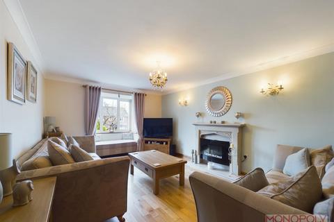 4 bedroom detached house for sale, Maes Telford, Trevor, Llangollen