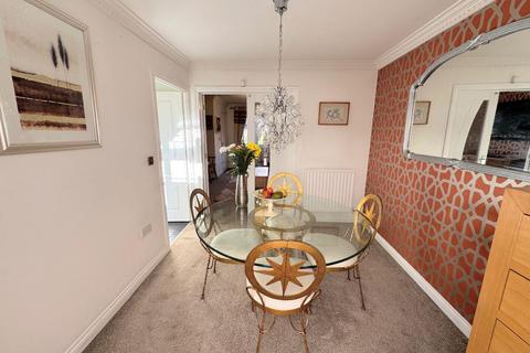 4 bedroom detached house for sale, Elmfield Gardens, Hartlepool