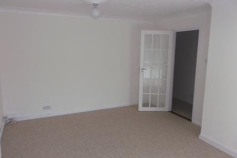 2 bedroom flat to rent, Brighton Road, Worthing BN11