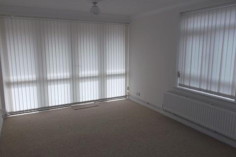 2 bedroom flat to rent, Brighton Road, Worthing BN11