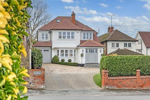 4 bedroom detached house for sale, Hanging Hill Lane, Hutton, Brentwood