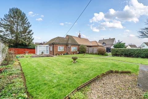 2 bedroom bungalow for sale, Fairthorne Way, Shrivenham, Oxfordshire, SN6