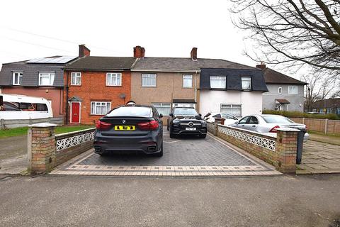 3 bedroom terraced house to rent, Green Lane, Dagenham, RM8