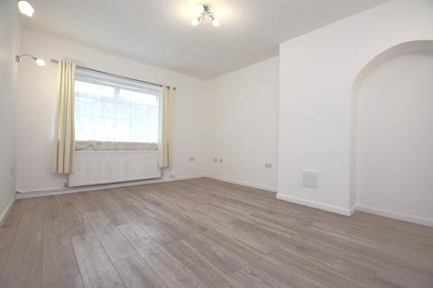 3 bedroom terraced house to rent, Green Lane, Dagenham, RM8