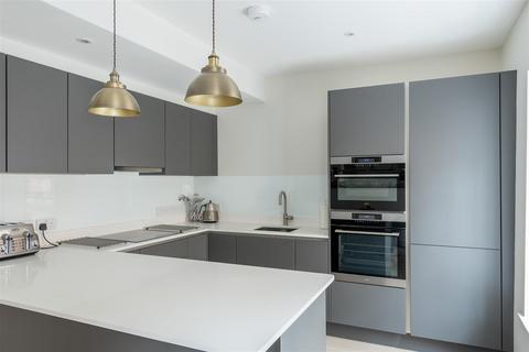 1 Cobblestone Mews, Bristol, BS8 3DQ