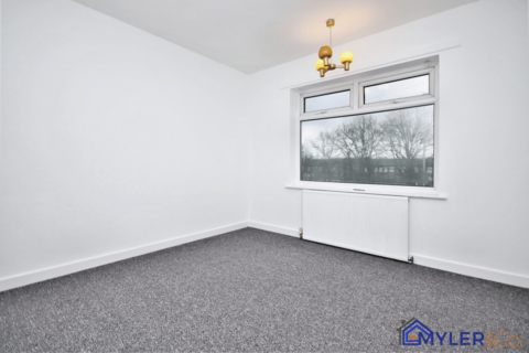 2 bedroom flat for sale, Mayfield Court, Birchfield Road, WIDNES, WA8