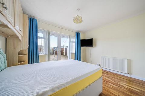 4 Barnard Close, Swindon, SN3 3LZ