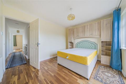 4 Barnard Close, Swindon, SN3 3LZ