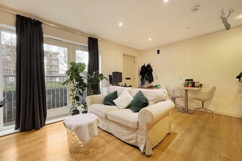 1 bedroom apartment to rent, Eastside Mews, Bow E3