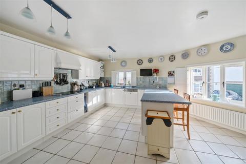 4 bedroom detached house for sale, Queens Walk, Charmouth, Bridport