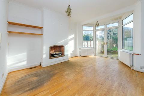 3 bedroom semi-detached house for sale, London N14