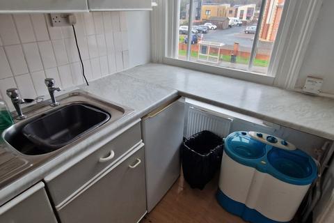 1 bedroom flat to rent, Warwick Road, Solihull B92