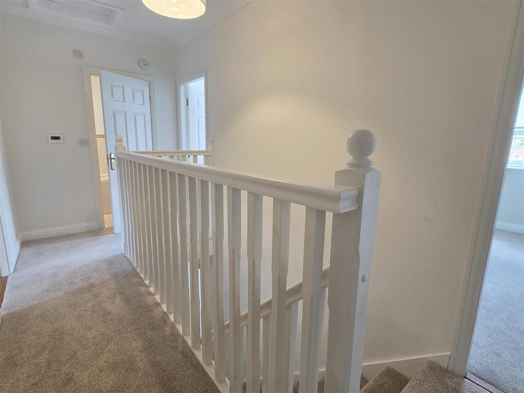 2 nd floor landing