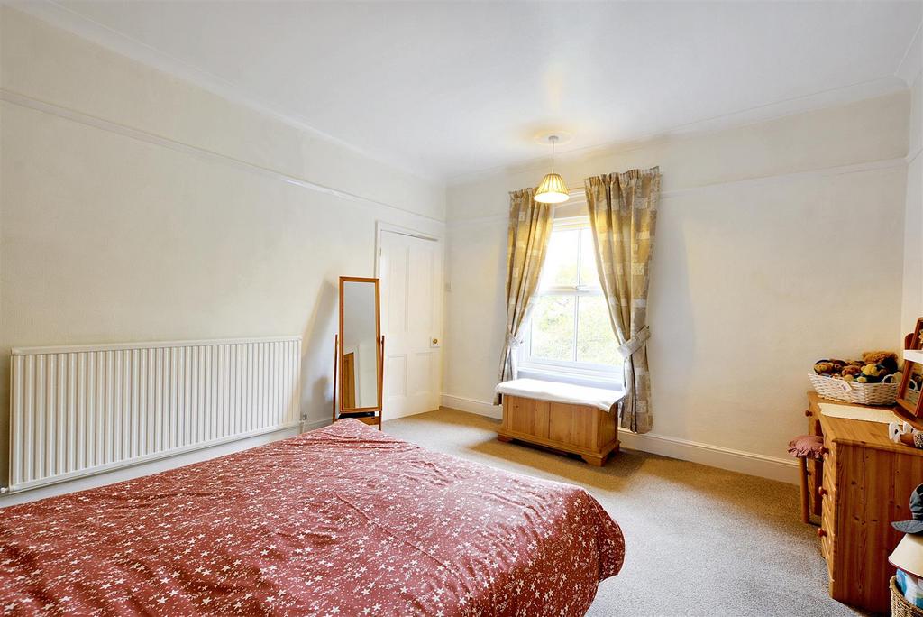 Bedroom 2 2.jpeg