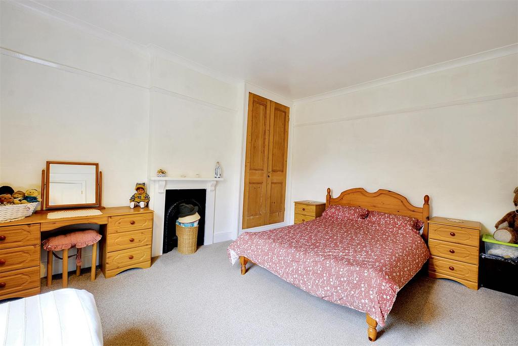 Bedroom 2 1.jpeg