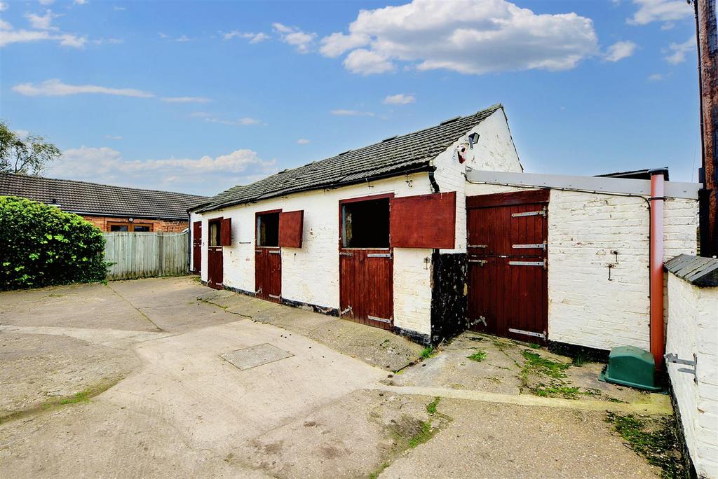 Court Yard and Stables 2.jpeg