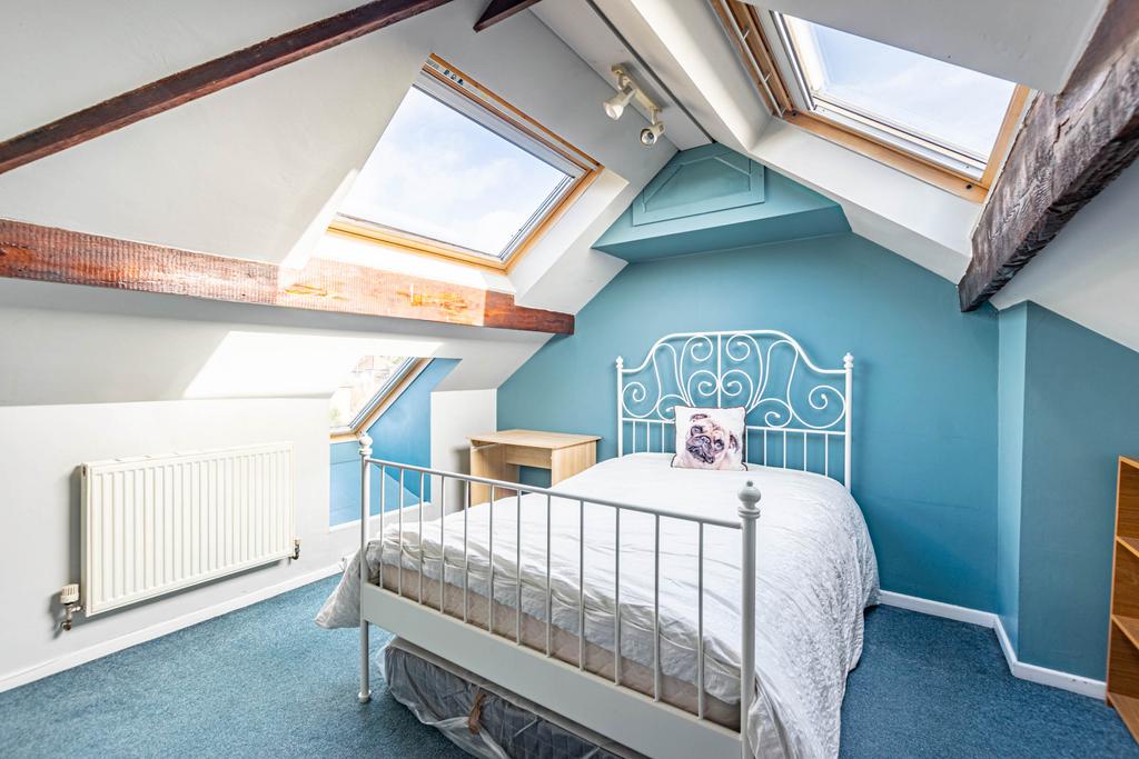 Bedroom4