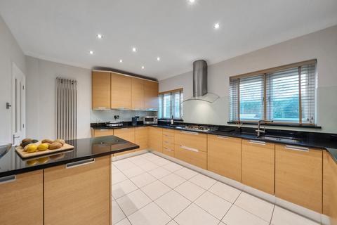 5 bedroom end of terrace house for sale, Carpenters Close, Barnet, EN5