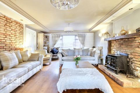 5 bedroom semi-detached house for sale, Tunbury Avenue, Chatham