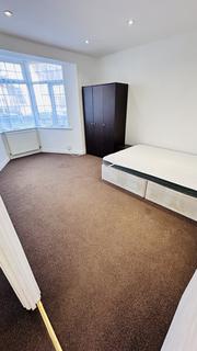 1 bedroom flat to rent, Thorn Close, Northolt UB5