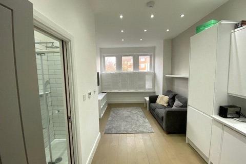 1 bedroom apartment for sale, Upper Richmond Road West, Richmond, TW10