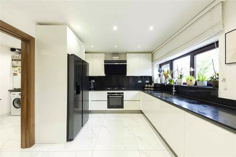 undefined, Grasmere Avenue, London