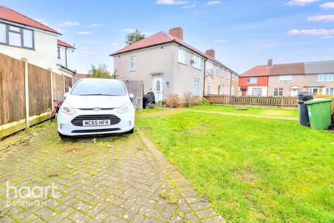 3 bedroom end of terrace house for sale, Verney Road, Dagenham