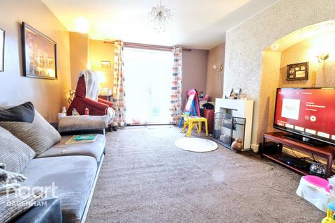 3 bedroom end of terrace house for sale, Verney Road, Dagenham