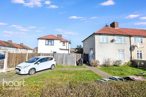 3 bedroom end of terrace house for sale, Verney Road, Dagenham