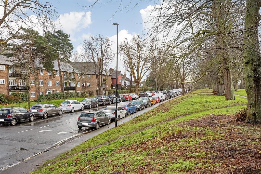 Free Street Parking