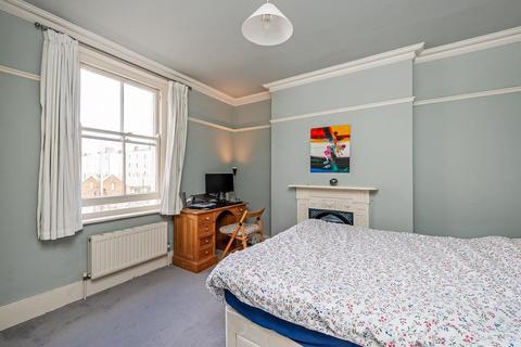 2 bedroom flat for sale, Queen's Club Gardens, West Kensington