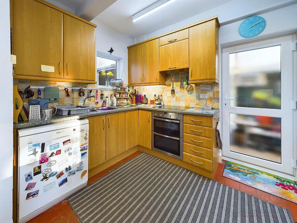 Extended Dining Kitchen