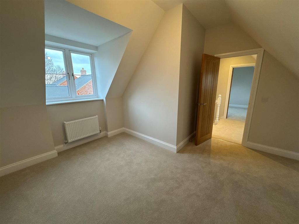 Bedroom 5a.jpg