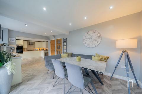 21 Buckingham Avenue, Wirral, CH63 8RB