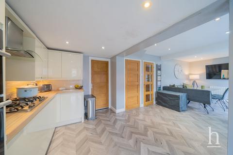 21 Buckingham Avenue, Wirral, CH63 8RB