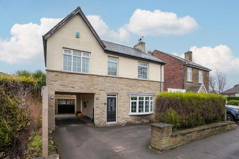 4 bedroom detached house for sale, Huddersfield Road, Liversedge, WF15