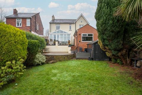 4 bedroom detached house for sale, Huddersfield Road, Liversedge, WF15