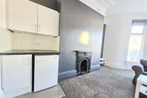 1 bedroom terraced house to rent, Devonshire Street, West Yorkshire BD21