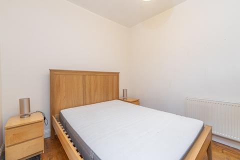 1 bedroom flat to rent, Milton Street, Abbeyhill, Edinburgh, EH8