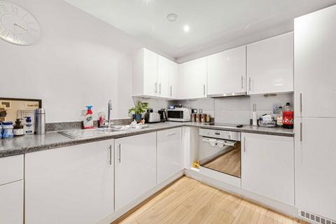 1 bedroom flat to rent, Tewkesbury Road, London W13