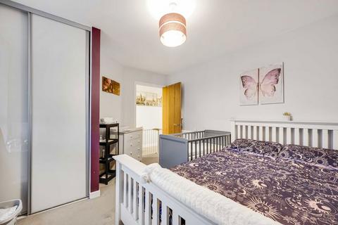 1 bedroom flat to rent, Tewkesbury Road, London W13