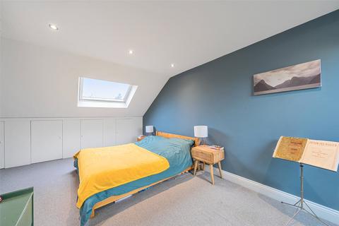 63 Chaffinch Road, Beckenham, BR3 4LX