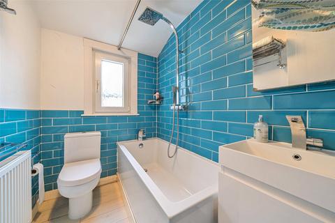 63 Chaffinch Road, Beckenham, BR3 4LX
