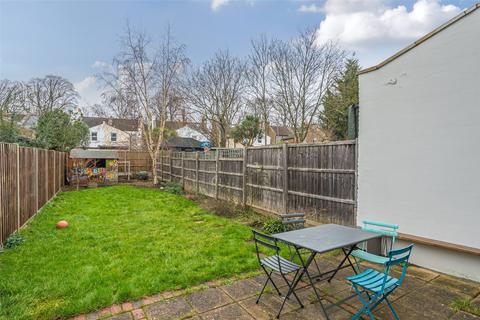 63 Chaffinch Road, Beckenham, BR3 4LX