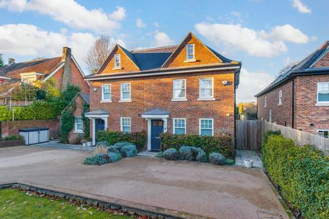 5 bedroom semi-detached house for sale, Christchurch Crescent, Radlett WD7